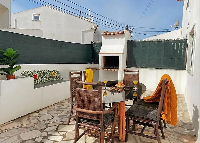 Private Villa 4 Br&Patio - 3 Mins From Beach&Surf